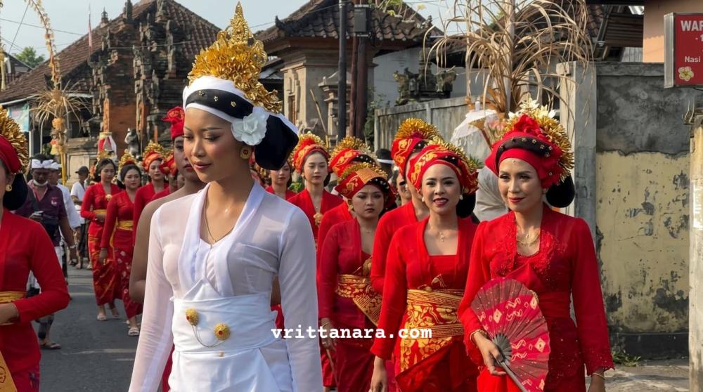 KEBAYA DALAM PERJALANAN WASTRA NUSANTARA